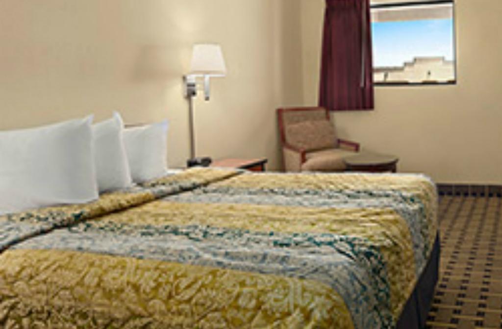 Travelodge By Wyndham Clovis Chambre photo