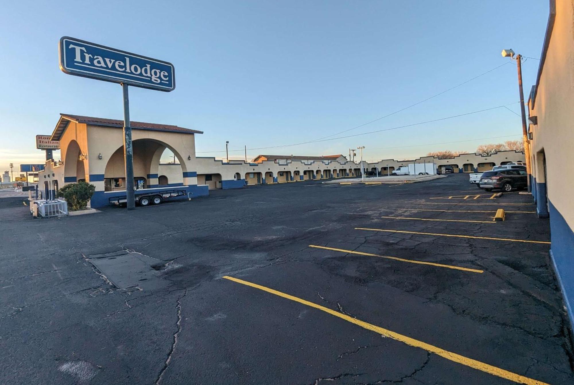 Travelodge By Wyndham Clovis Extérieur photo