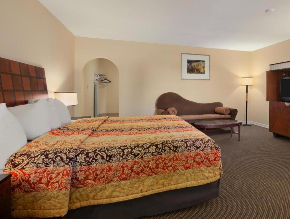 Travelodge By Wyndham Clovis Extérieur photo